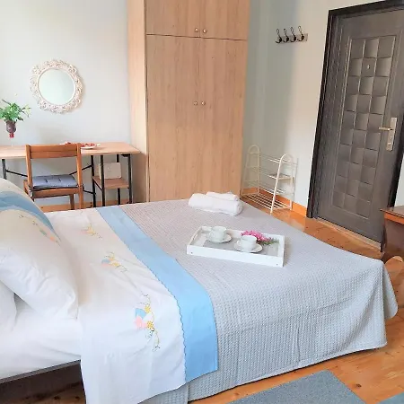 Sofia Campiello Daire Korfu